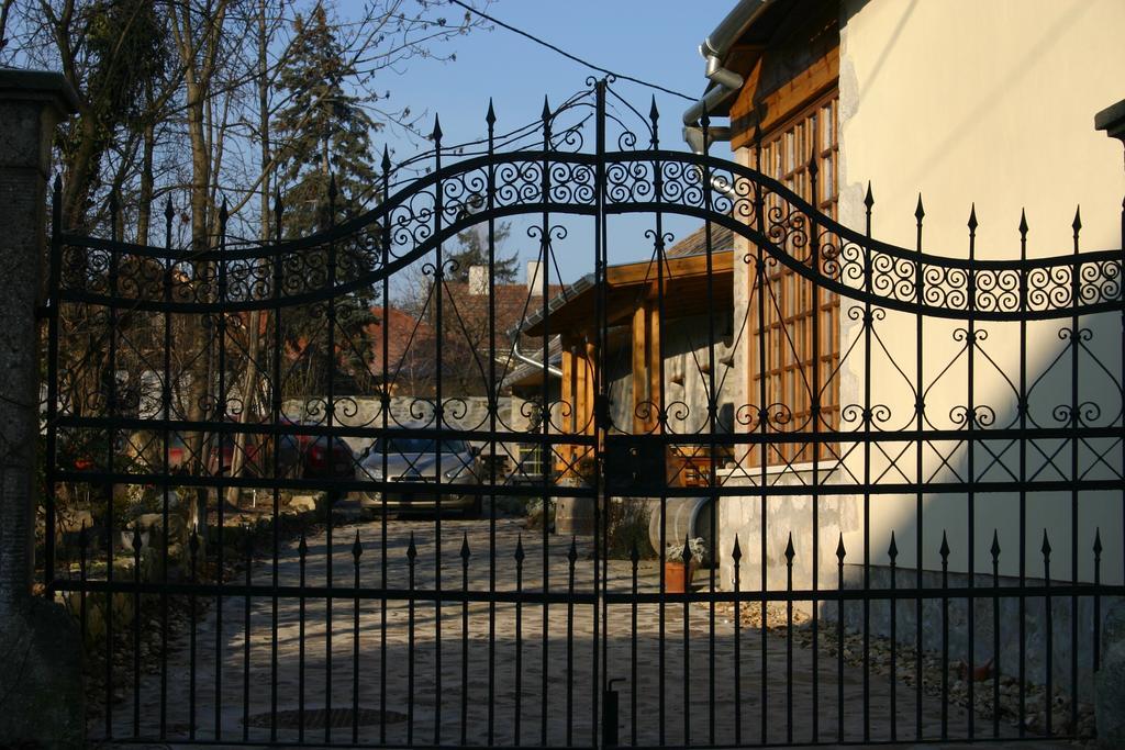 Karadi-Berger Vendeghaz Apartment Erdőbénye Cameră foto